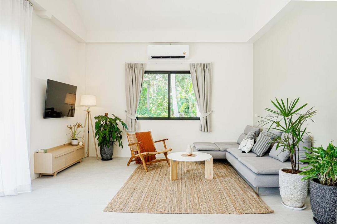 Photo of Livingroom in Srithanu