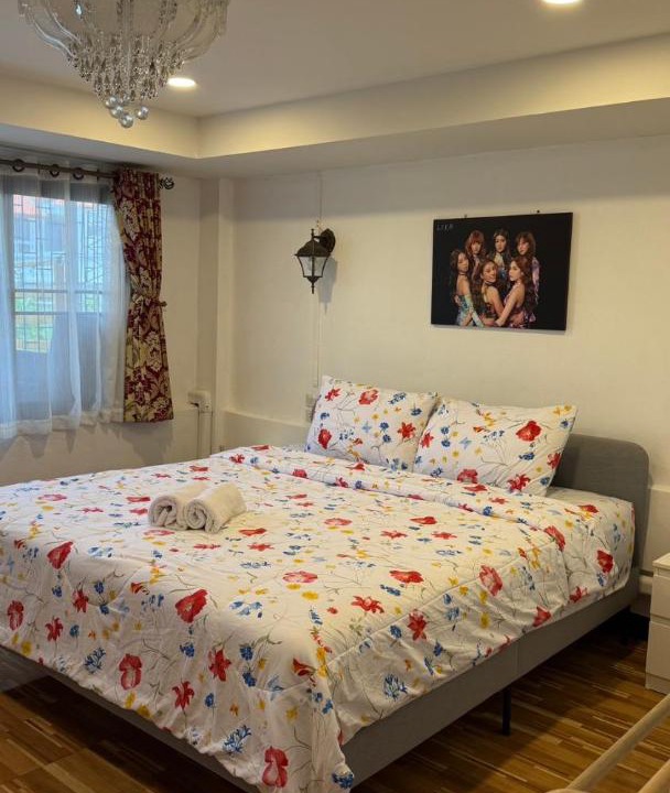 Photo of Bedroom in Talat Khwan