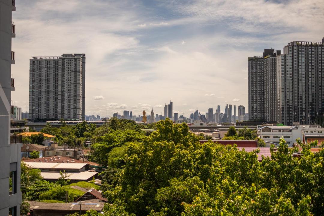 Photo of Buildings in Phasi Charoen