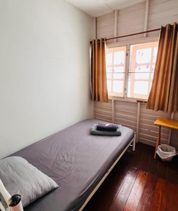 Photo of Bedroom in Wat Bowon Niwet