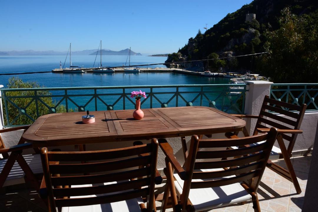 Photo of Patio Balcony in Frikes