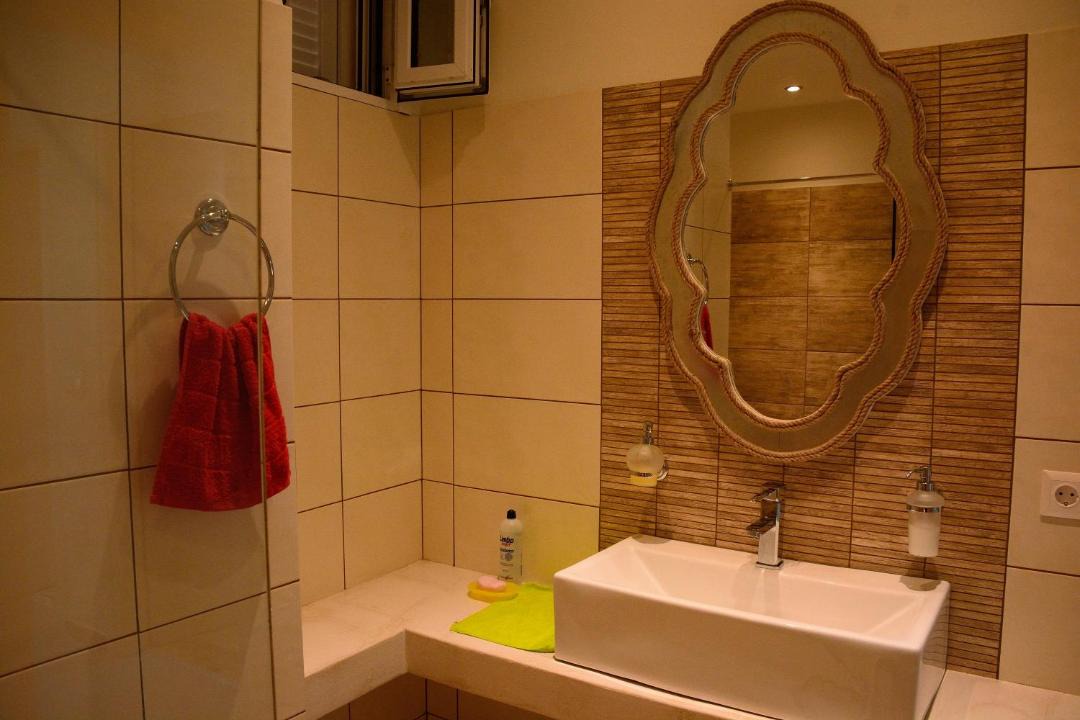 Photo of Bathroom in Frikes