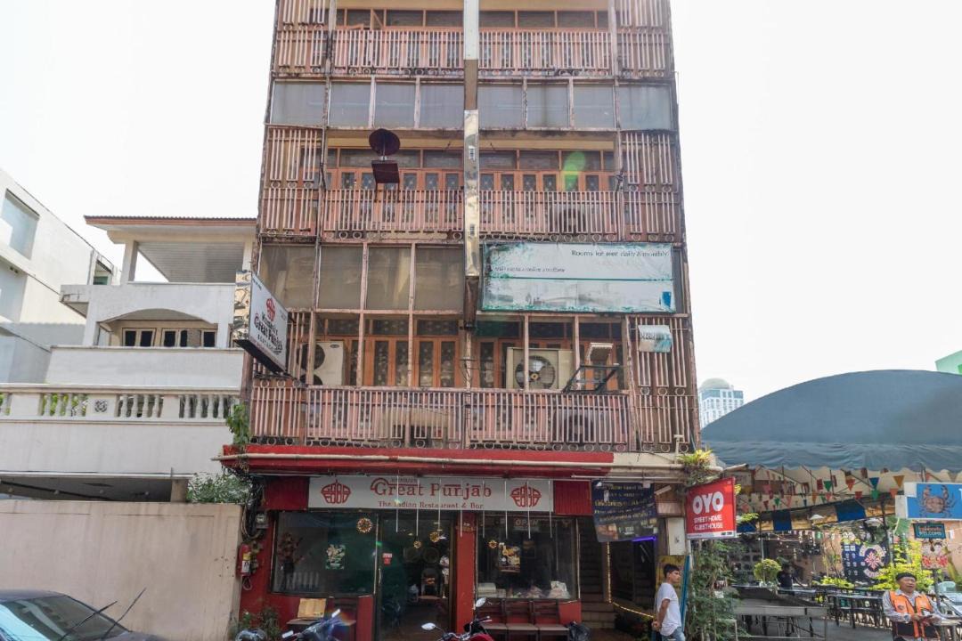 Photo of Buildings in Ratchathewi