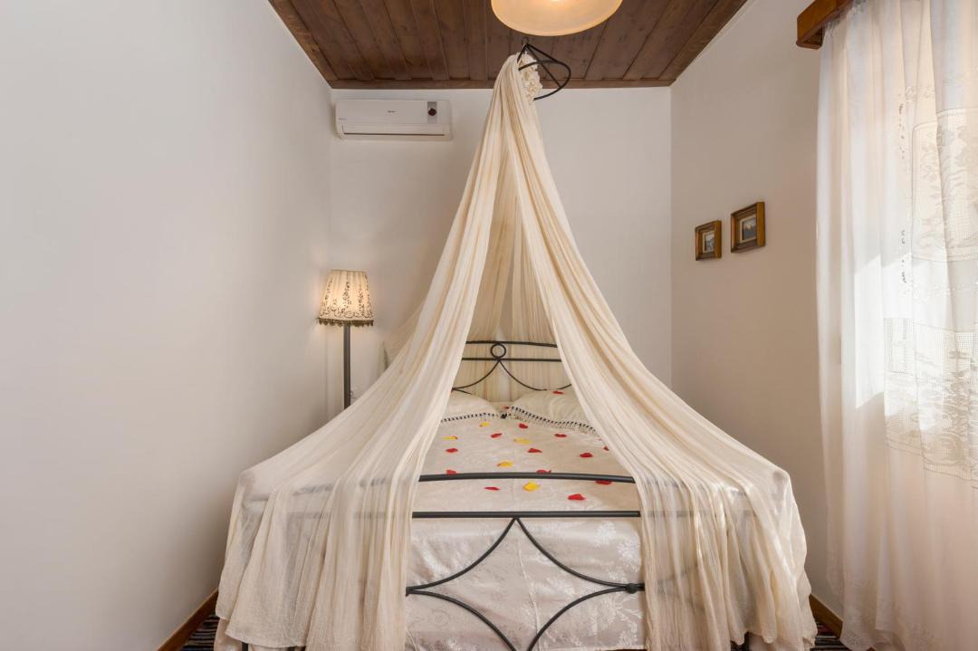 Photo of Bedroom in Drakona