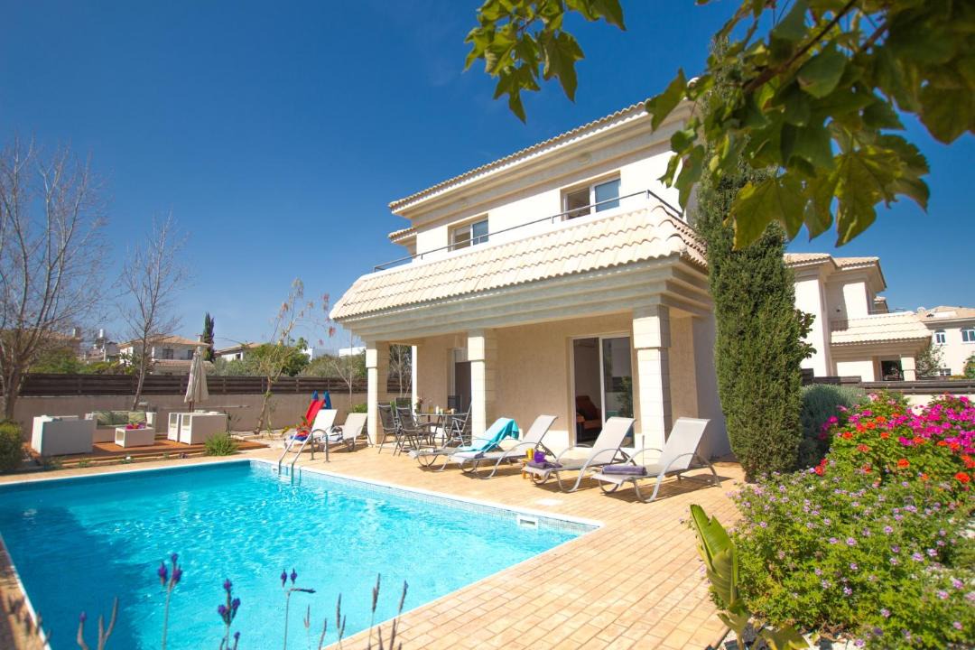 Photo of Outdoor in Kapparis