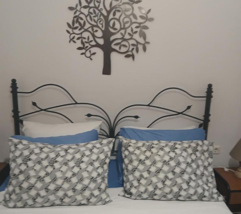 Photo of Bedroom in Adamas