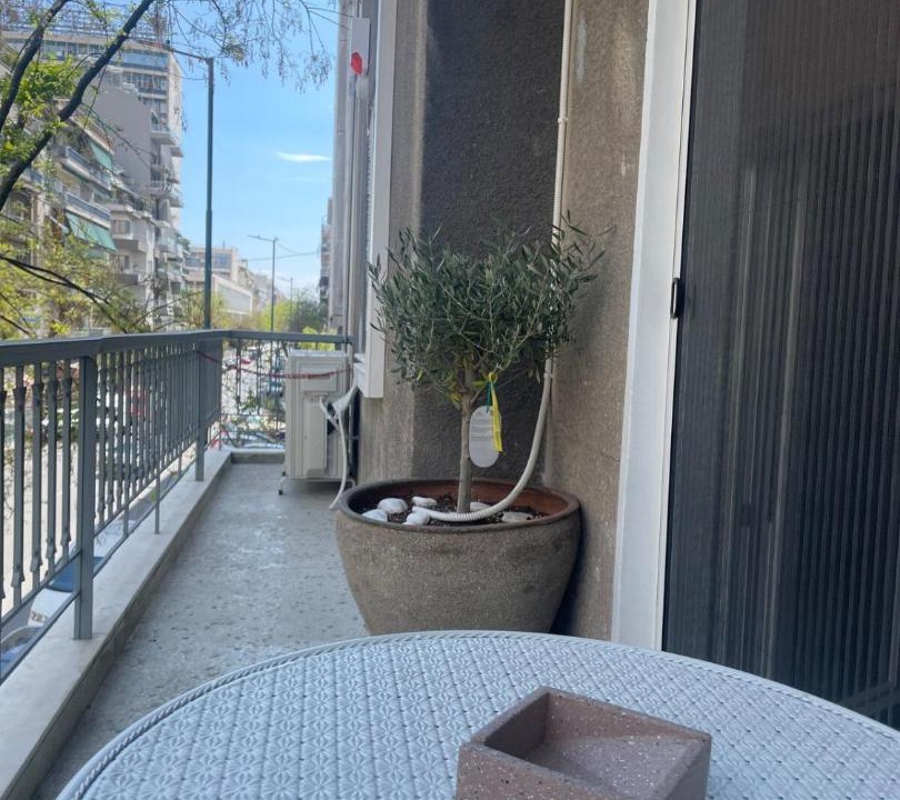 Photo of Patio Balcony in Platia Viktorias