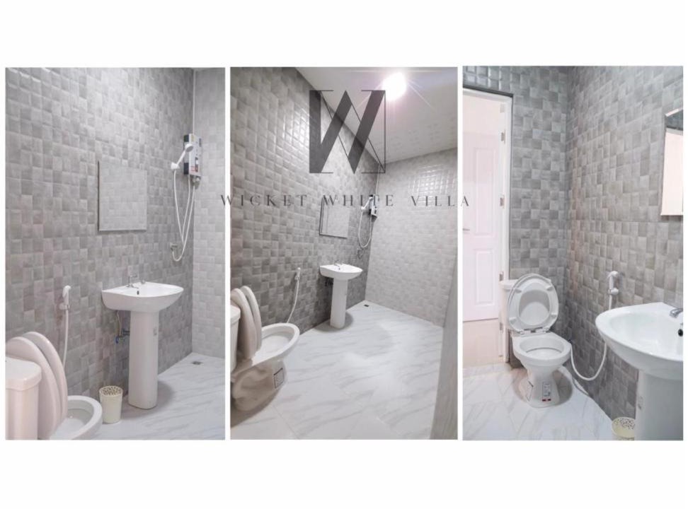 Photo of Bathroom in Photharam