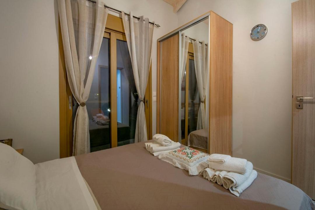 Photo of Bedroom in Korfalonas
