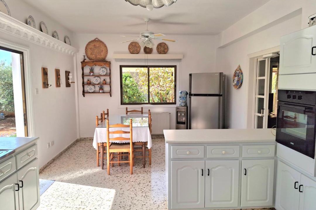 Photo of Kitchen in Liopetri