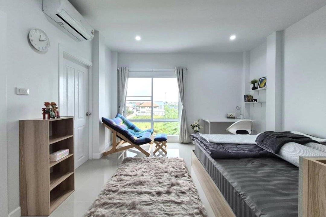 Photo of Bedroom in Thawi Watthana