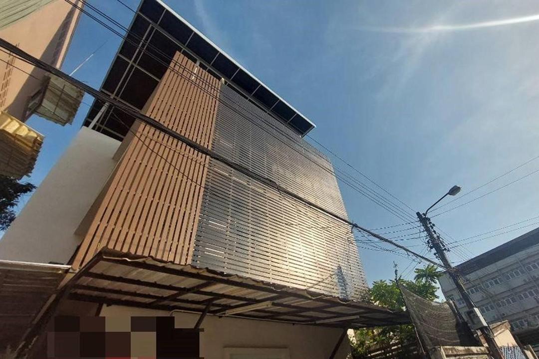 Photo of Buildings in Dok Mai