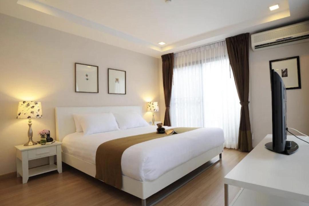 Photo of Bedroom in Embassy District