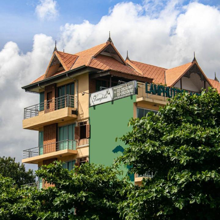 Photo of Buildings in Ban Phan Thom