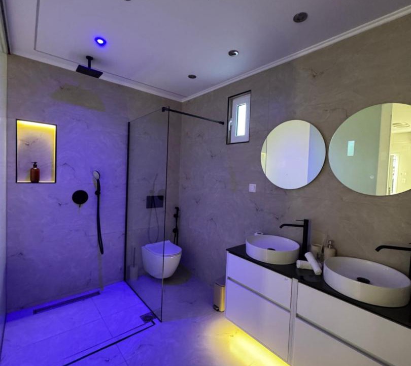 Photo of Bathroom in Mesolongi