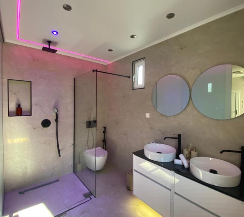 Photo of Bathroom in Mesolongi
