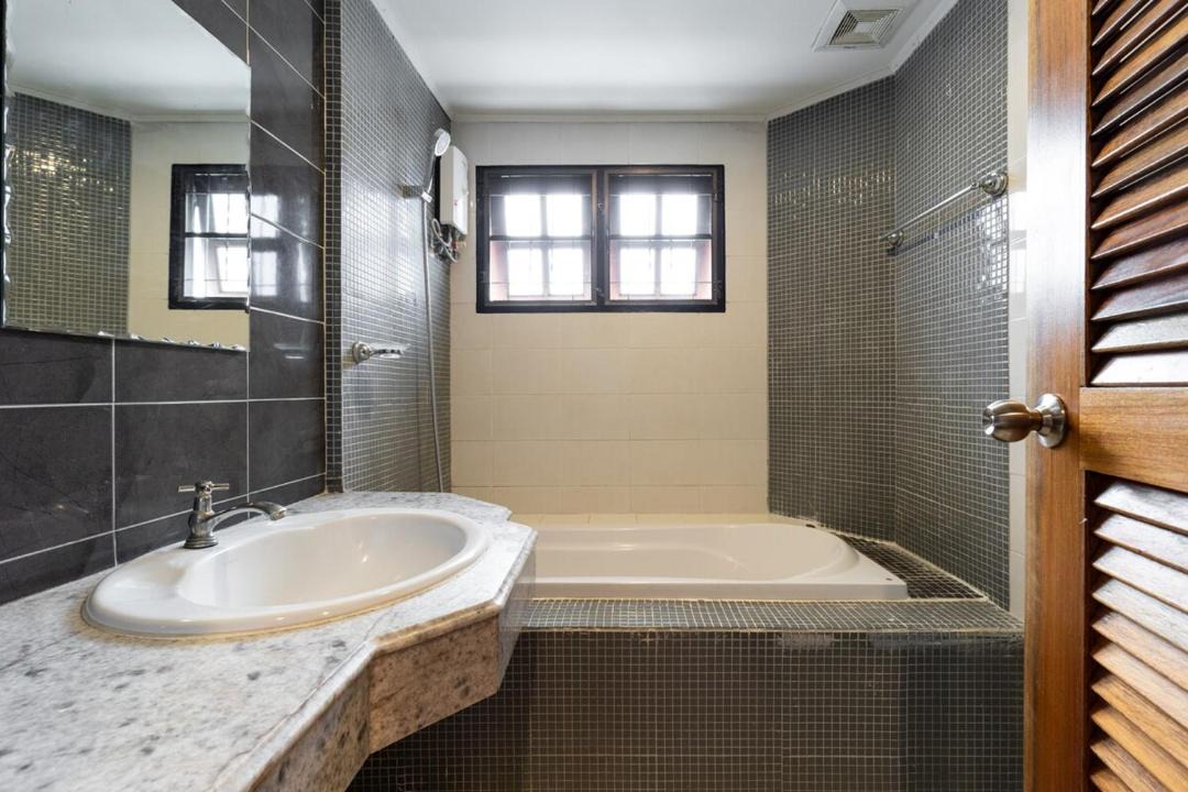Photo of Bathroom in Huay Kaew