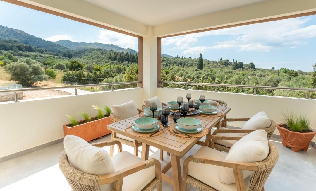 Photo of Patio Balcony in Karpenisi