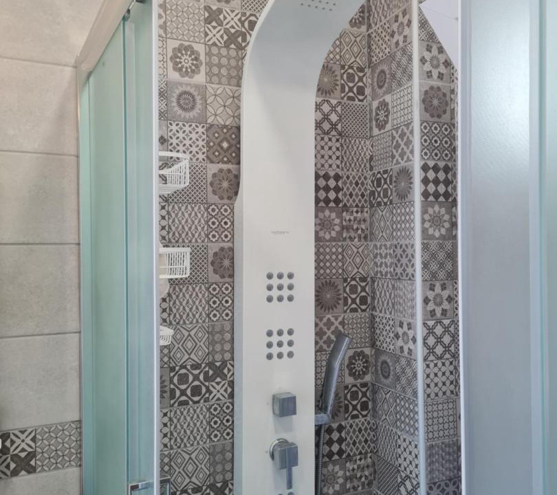 Photo of Bathroom in Lambi