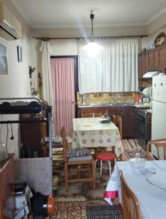 Photo of Kitchen in Neromilos