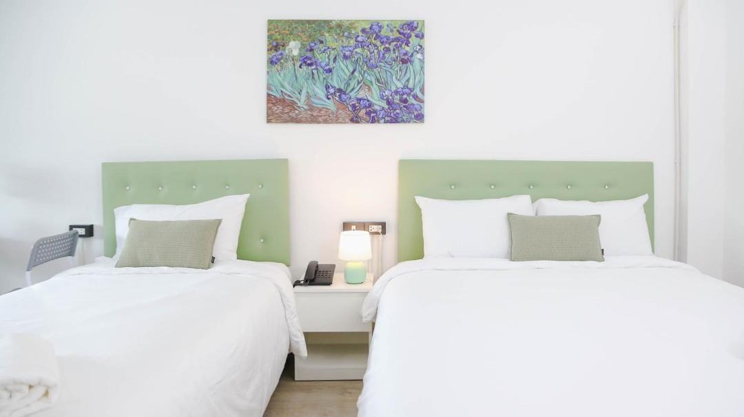 Photo of Bedroom in Khanna Yao
