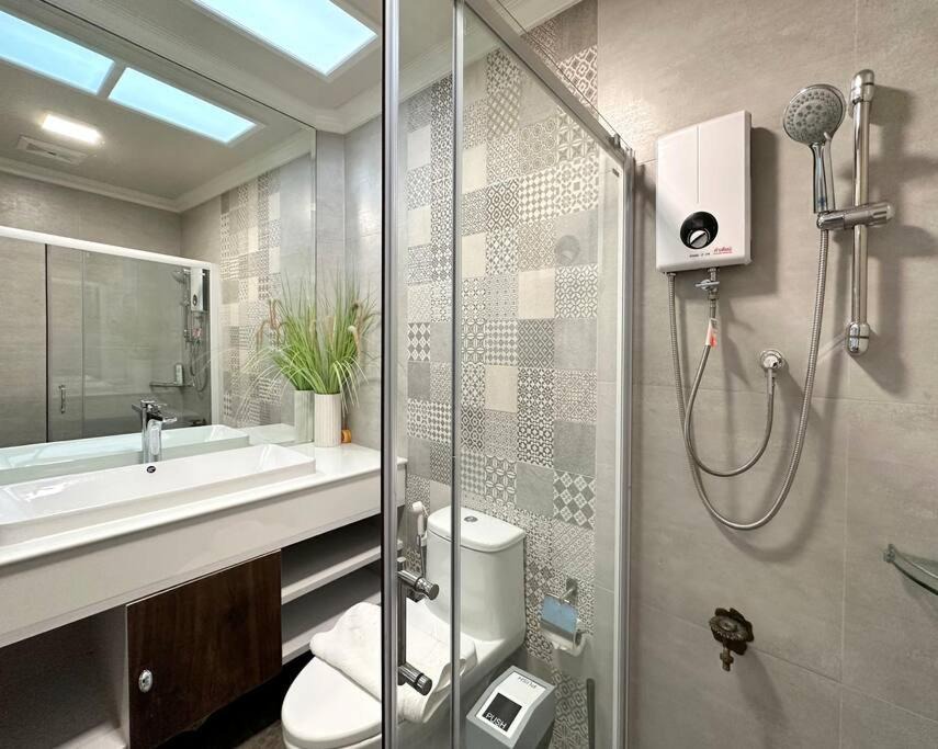 Photo of Bathroom in Rama 9