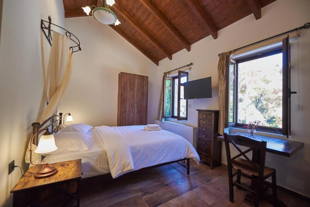 Photo of Bedroom in Ano Chora