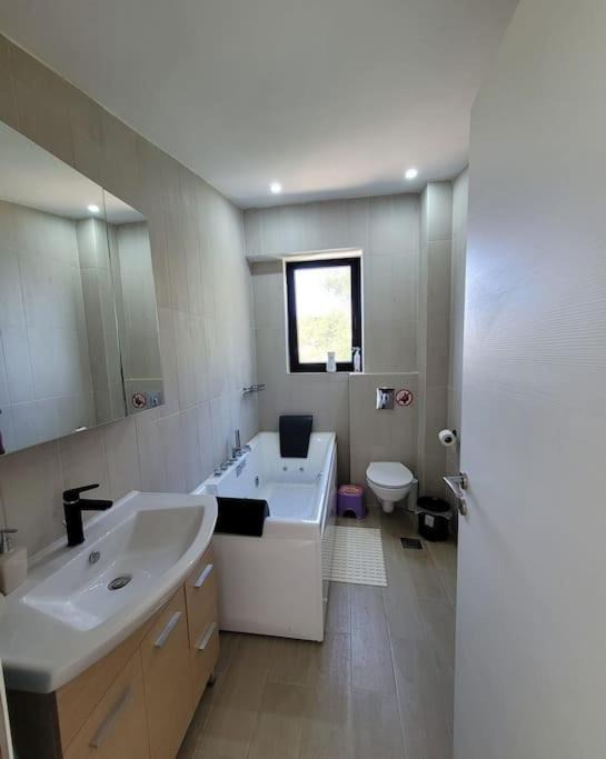 Photo of Bathroom in Plomari