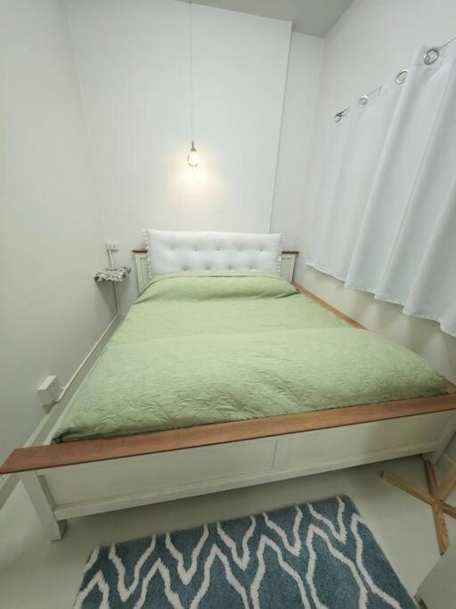 Photo of Bedroom in Amphawa