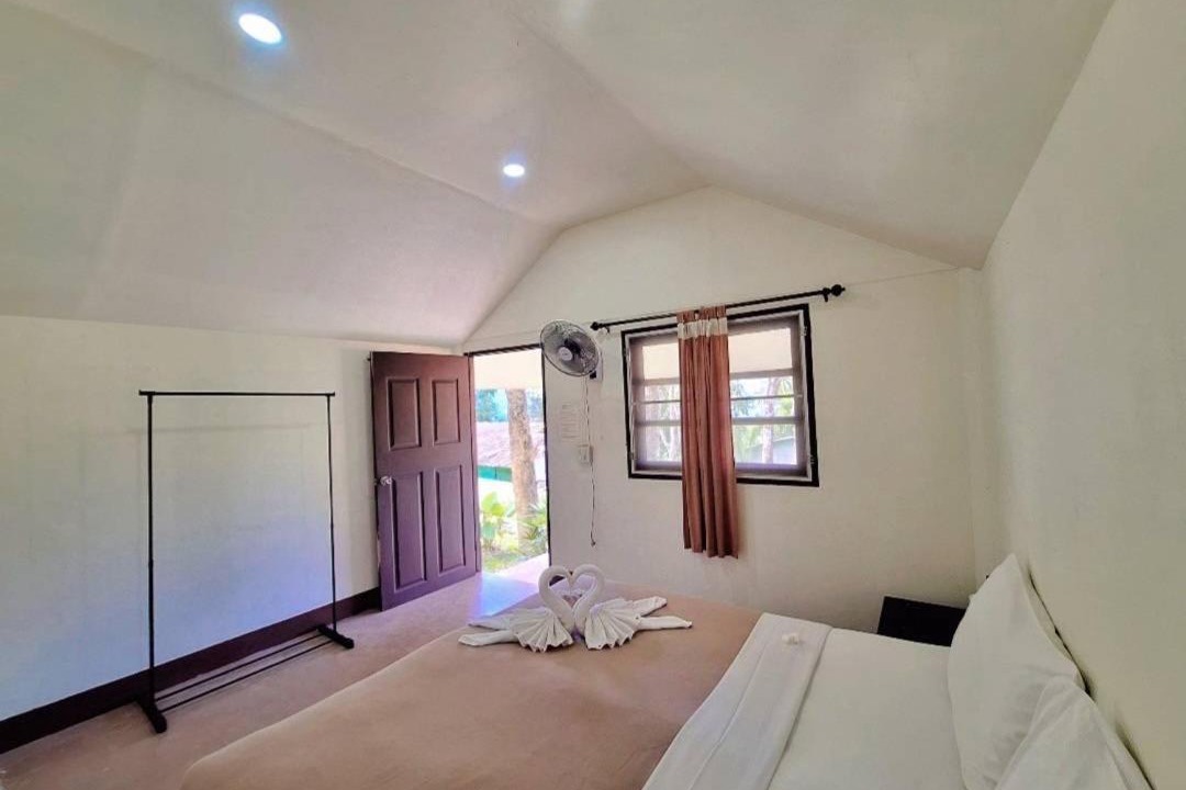 Photo of Bedroom in Ko Mook