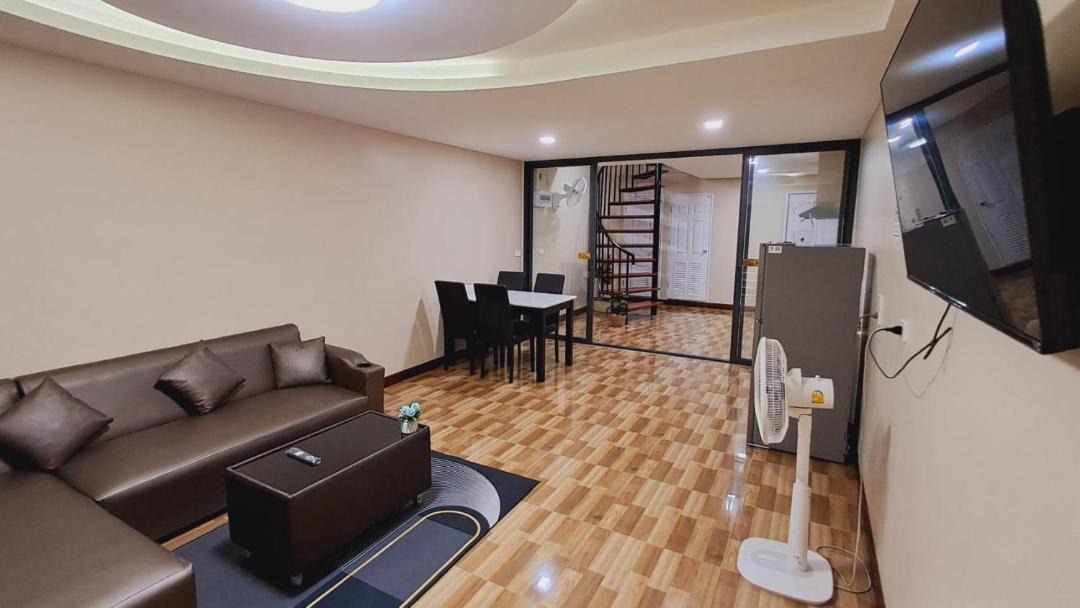 Photo of Livingroom in Ratchathewi