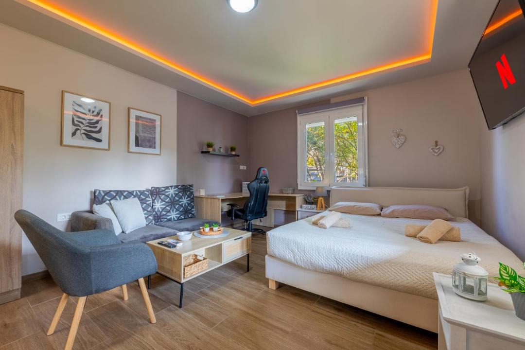 Photo of Bedroom in Lambi