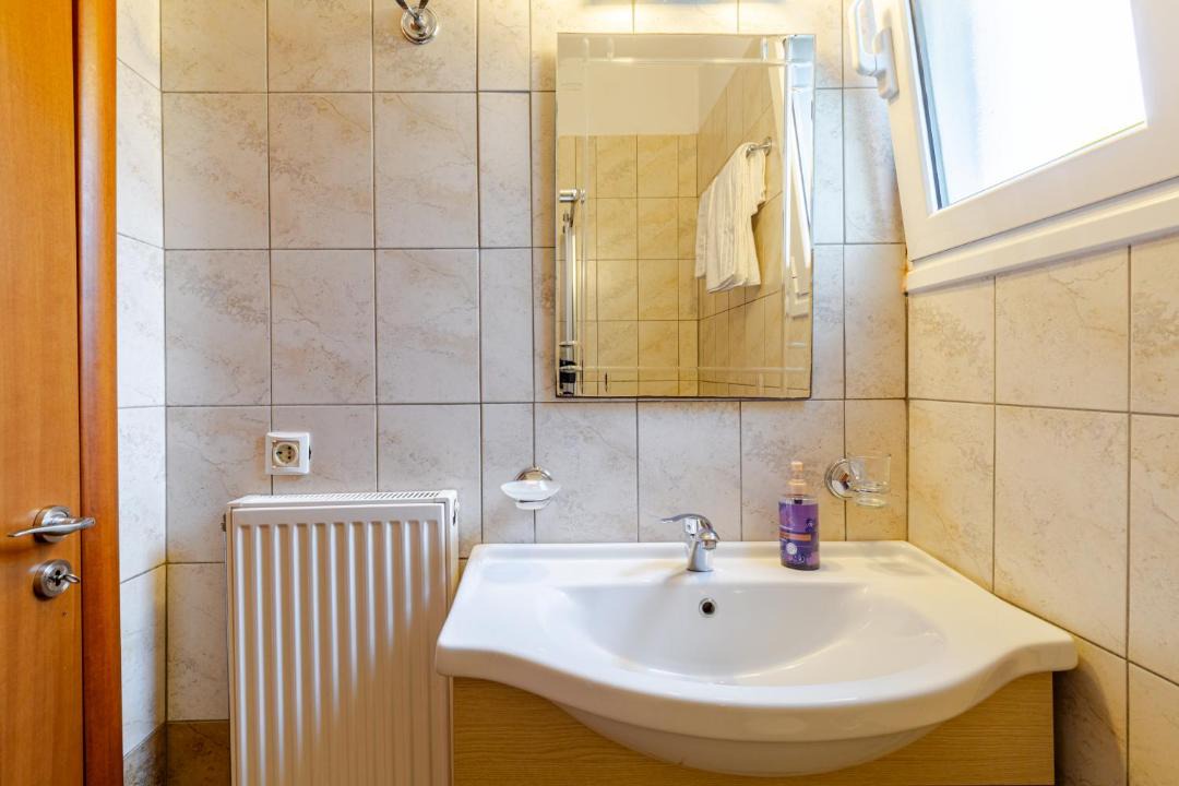 Photo of Bathroom in Eretria