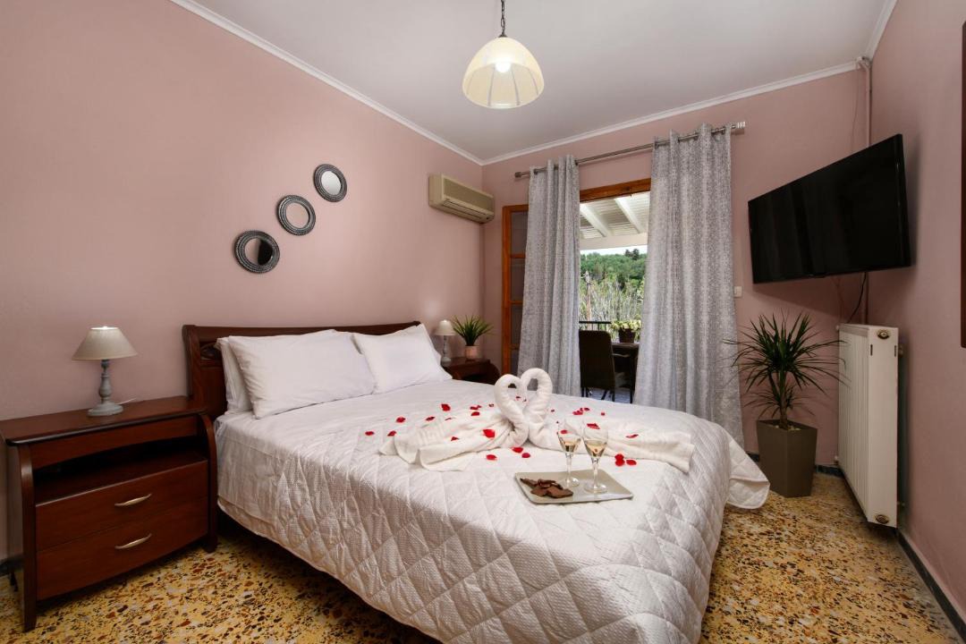 Photo of Bedroom in Petriti