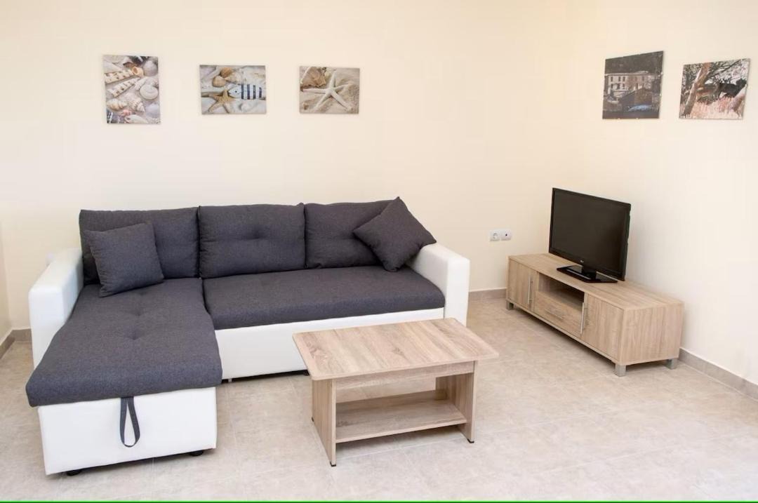 Photo of Livingroom in Myrina