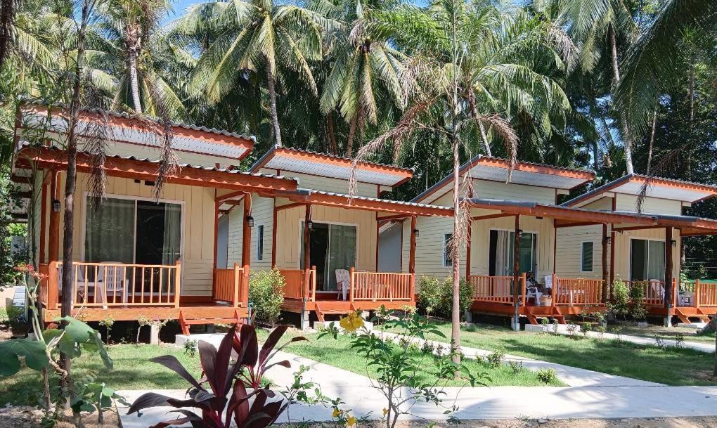 Photo of Others in Ko Mook