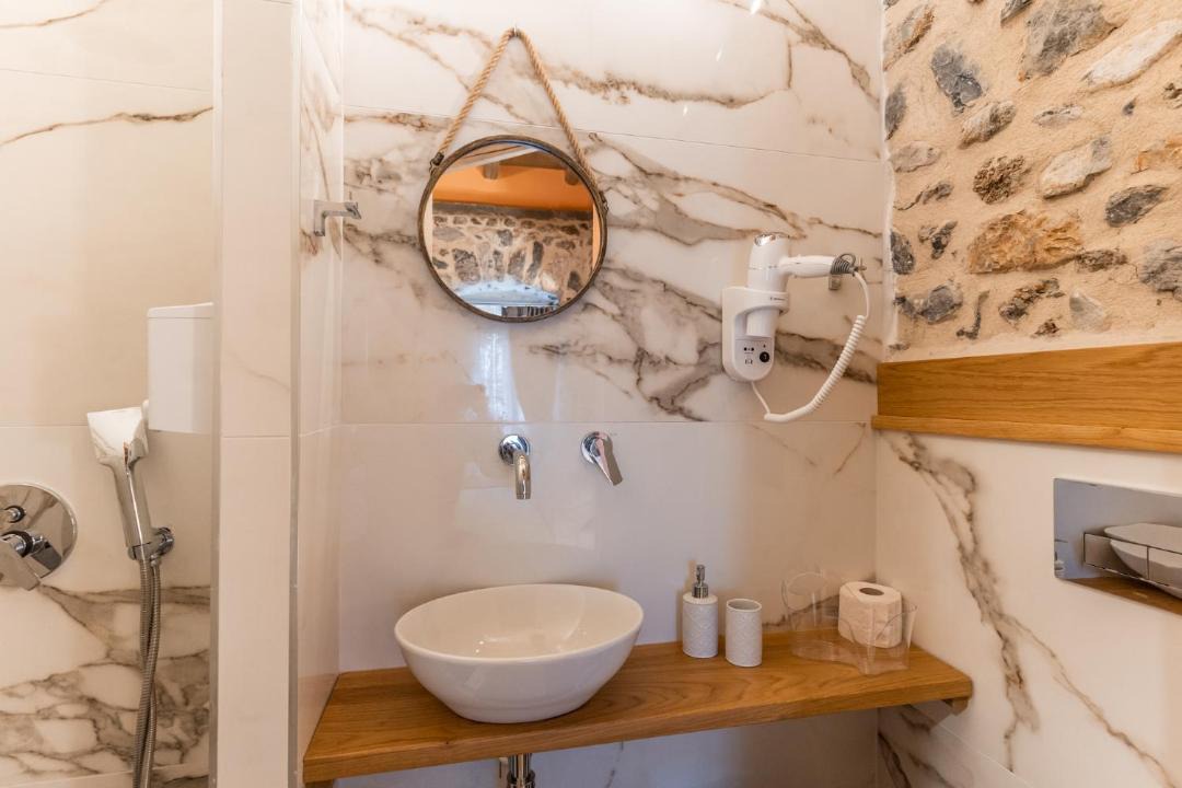 Photo of Bathroom in Dio-Olympos