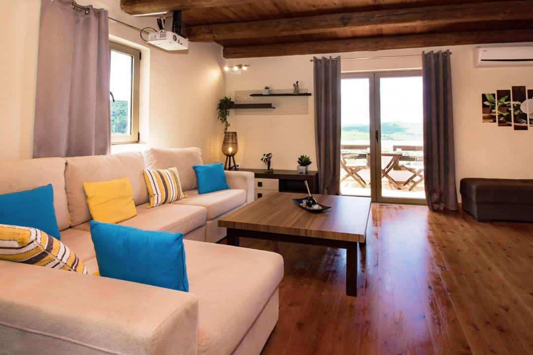 Photo of Livingroom in Platanias