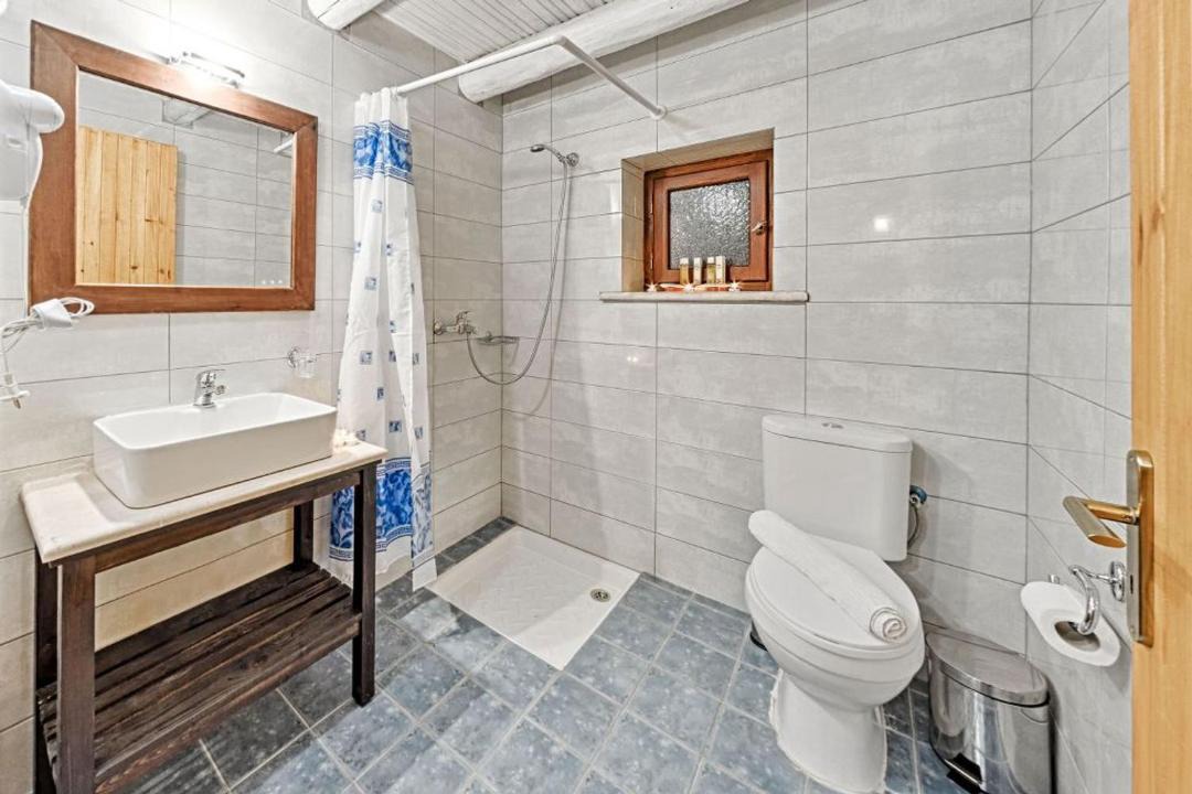 Photo of Bathroom in Skinaria