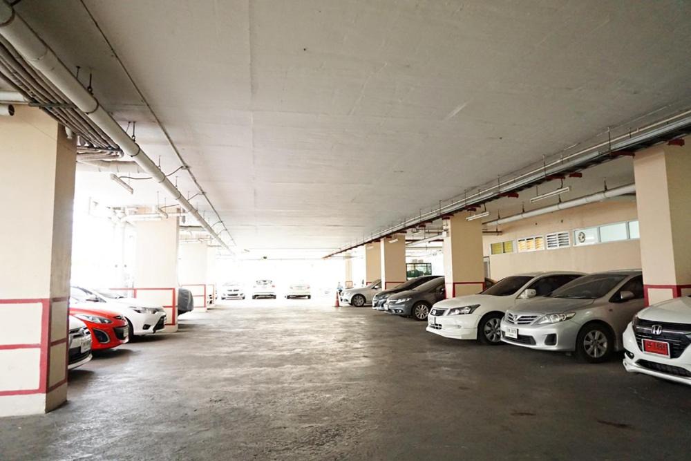 Photo of Others in Thanon Phetchaburi