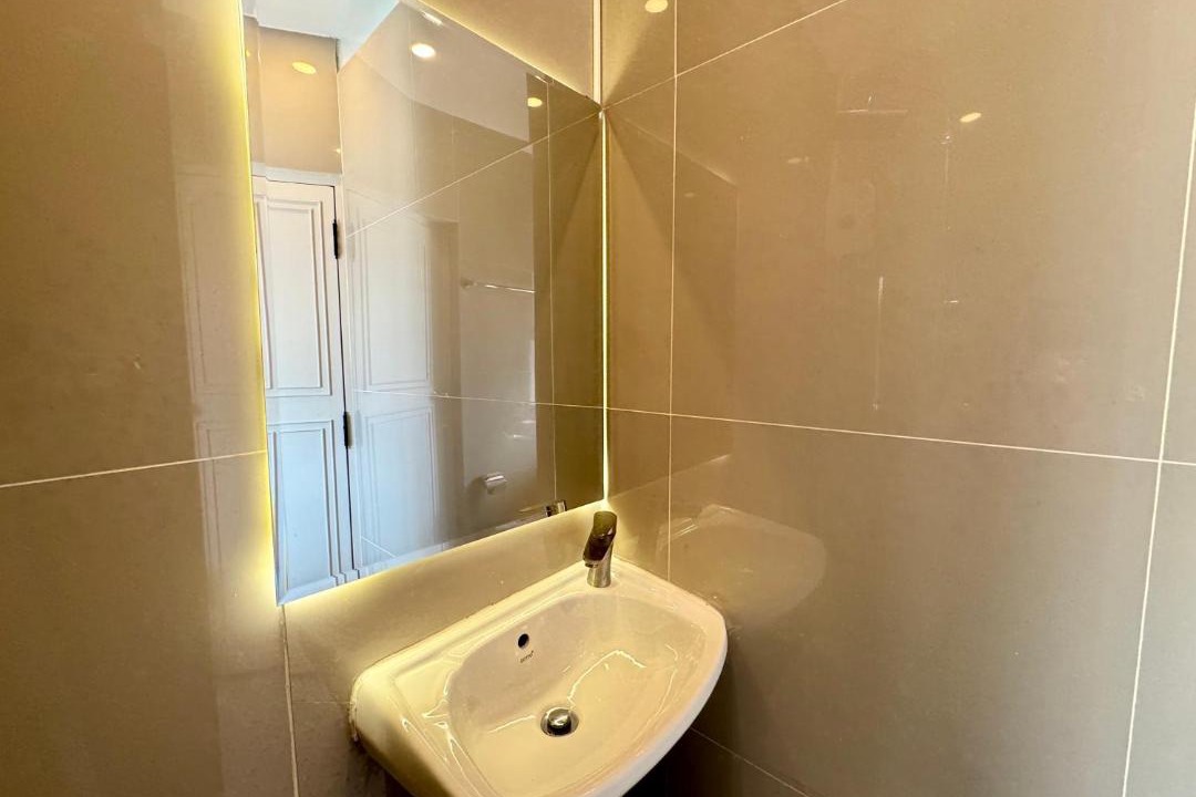 Photo of Bathroom in Pratunam