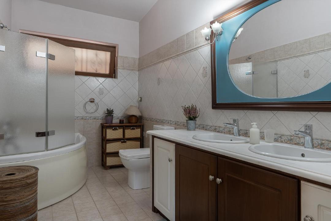 Photo of Bathroom in Aigialeia