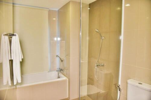 Photo of Bathroom in Khlong Tan