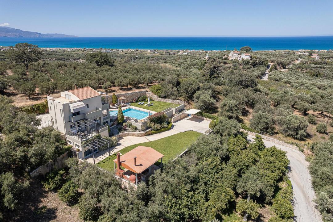 Photo of Others in Platanias