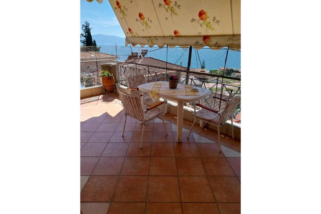 Photo of Patio Balcony in Menidion