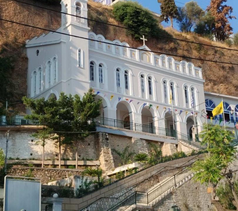 Photo of Buildings in Aigio