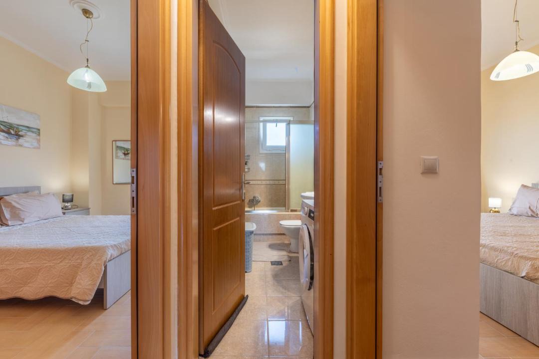 Photo of Bedroom in Lambi