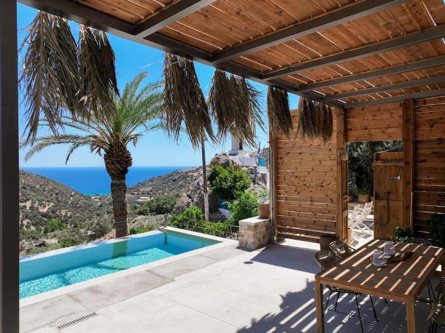 Photo of Patio Balcony in Rodakino