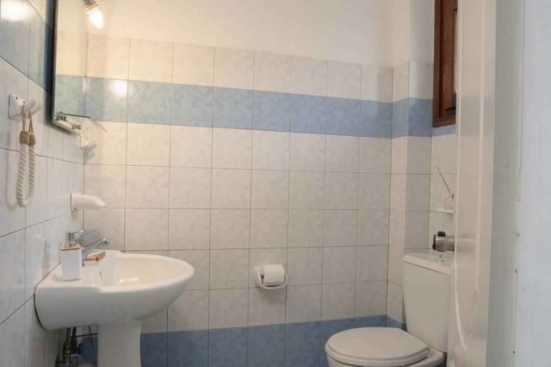 Photo of Bathroom in Sigri