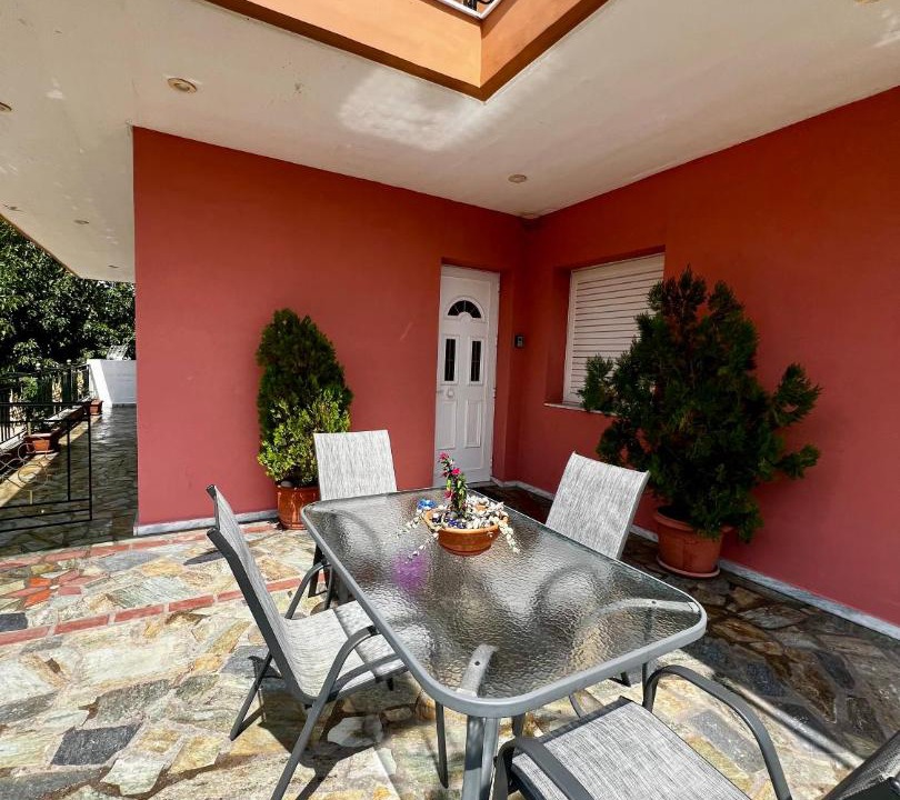 Photo of Patio Balcony in Karyes